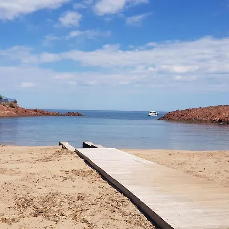 T2 Au Pied De L'esterel Et Des Plages. Saint-Raphaël